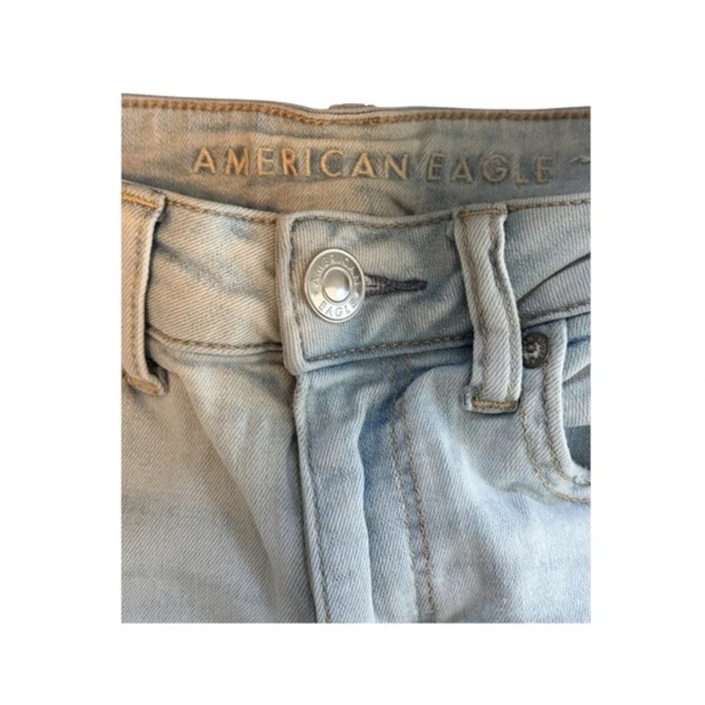 American Eagle Outfitters High Rise‎ Shortie Jean Short Light Wash Denim 4